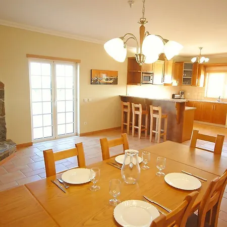 Vila Paraiso Villa *